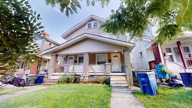 Building Photo - 176 E Tompkins St