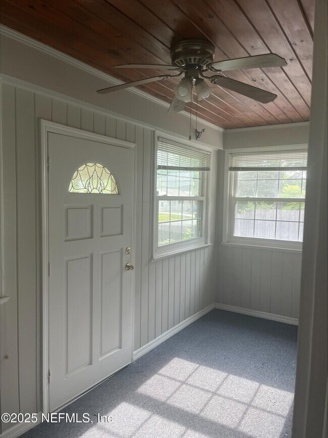 Building Photo - 4754 Sefa Cir N