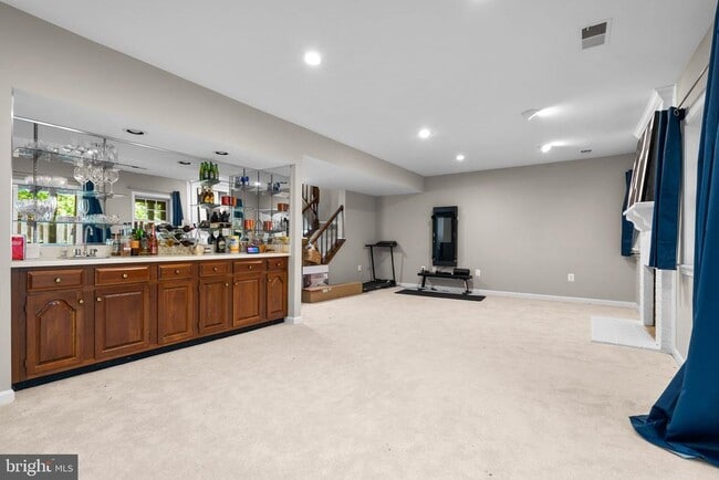Building Photo - 10241 Aspen Willow Dr