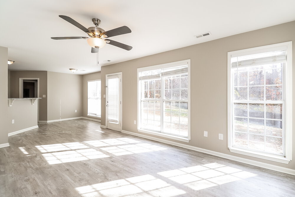 Building Photo - 112 Old Willow Rd