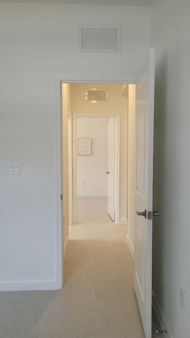 Building Photo - 16105 SW 149th Ave