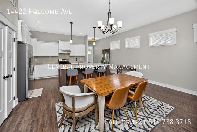 Building Photo - 14422 Holcomb Ave
