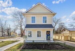 Building Photo - 607 North St