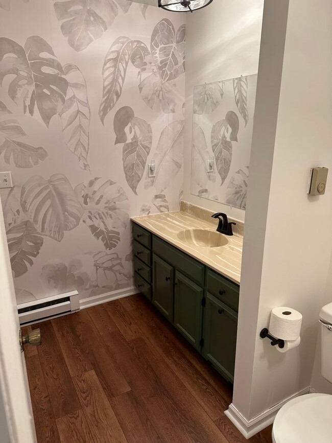 Building Photo - Spacious State College townhouse available...