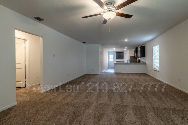 Building Photo - 3870 Trail de Paris