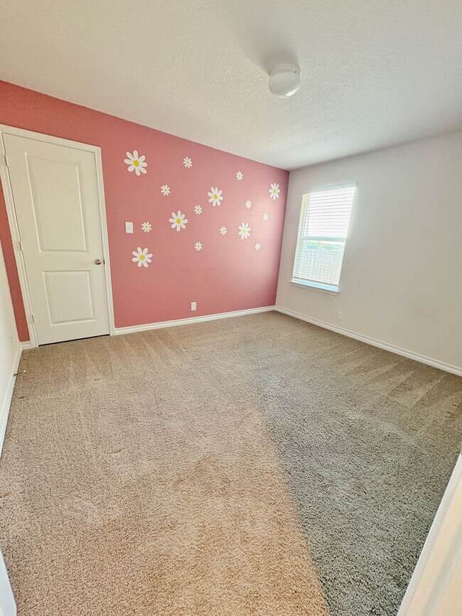 Building Photo - 13522 Whisper Bnd