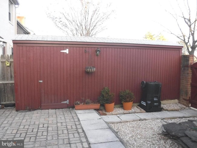 Building Photo - 8519 Forrester Blvd