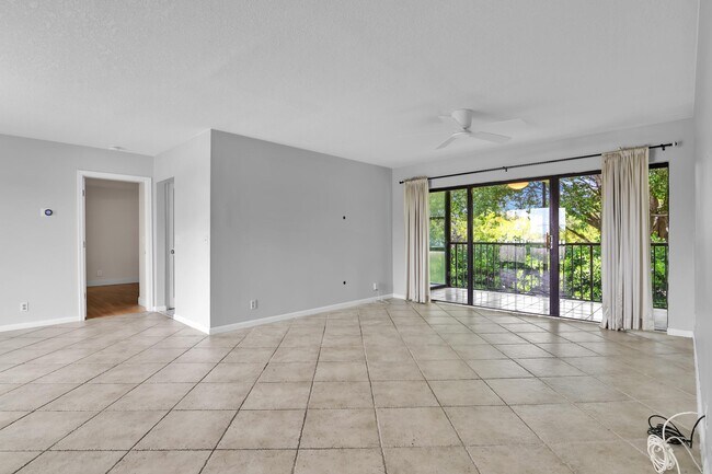 Building Photo - 1040 Homewood Blvd