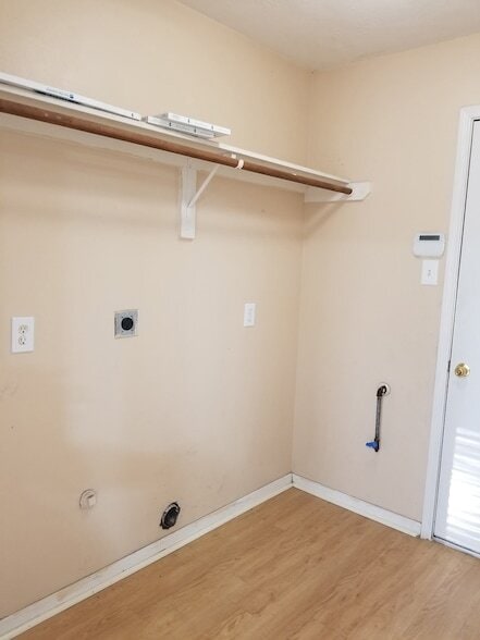 Building Photo - 839 Autumn Point Ln