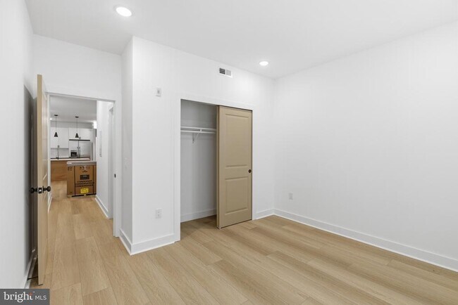 Building Photo - 2223 N 22nd St