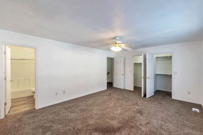 Building Photo - Peaceful Provo Townhome