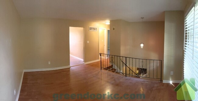 Building Photo - 9132 W 78th St
