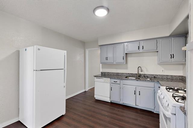 Building Photo - 3817 Vanette Ln