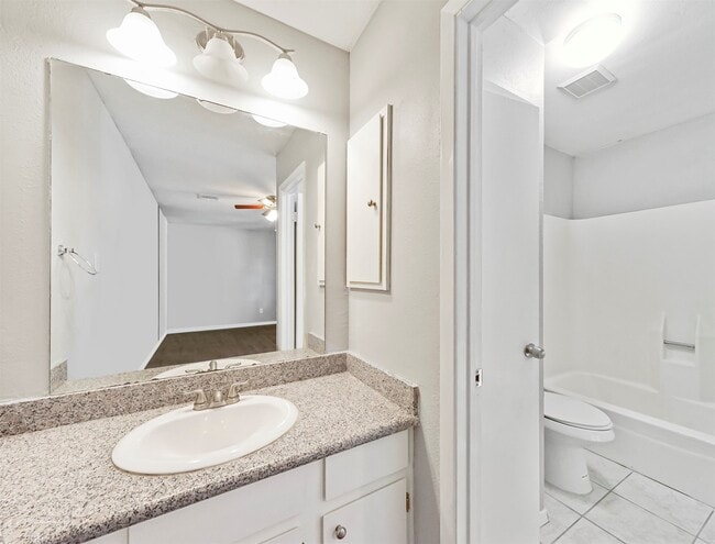 Building Photo - 22626 Leedstown Ln