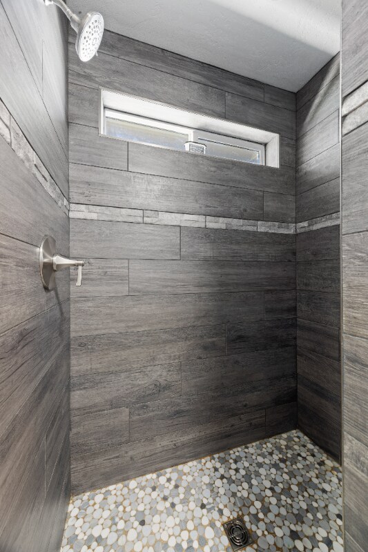 Building Photo - 15335 Stovall Ave