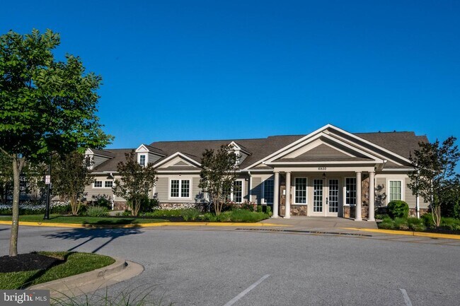 Building Photo - 7672 Timbercross Ln