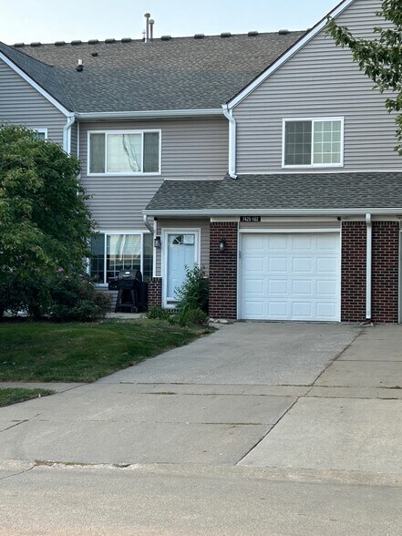 Building Photo - 7425 Wistful Vista Dr