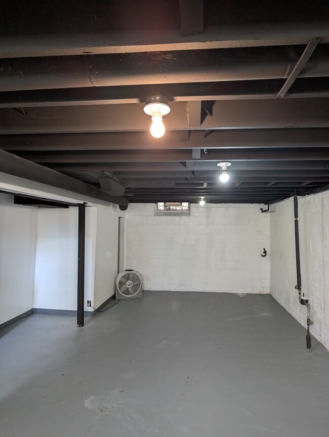 Building Photo - 960 Arlington St