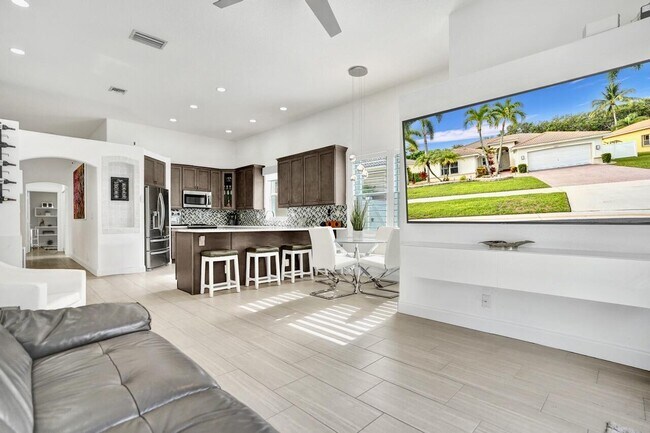 Building Photo - 5242 Indianwood Village Ln
