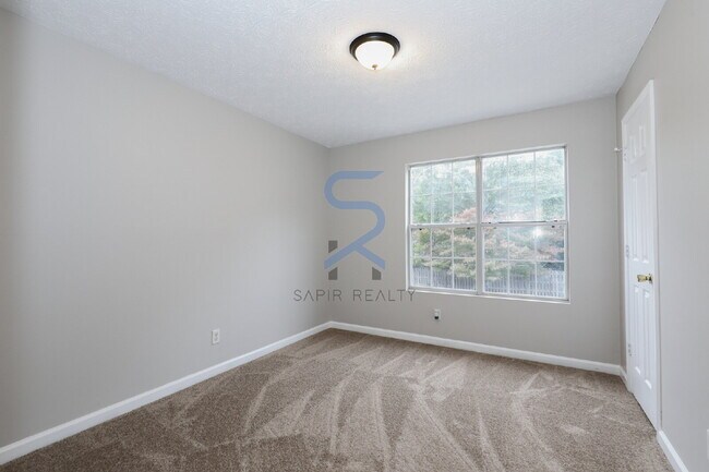 Building Photo - 742 Bridgewood Ct