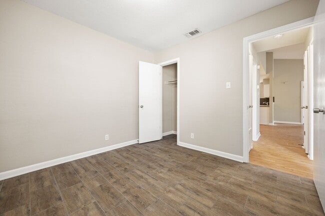 Building Photo - Charming 3-Bedroom Home in North Austin!