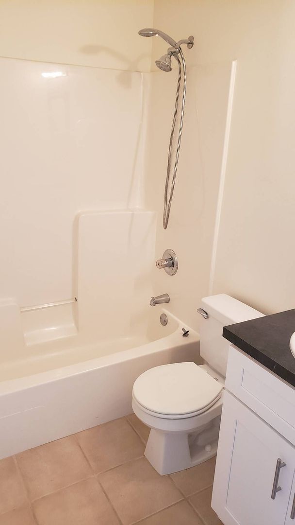 Building Photo - Cozy 3Bed/2Ba Home, Centrally Located w/Access to Shopping, Dining & Tyndall AFB!