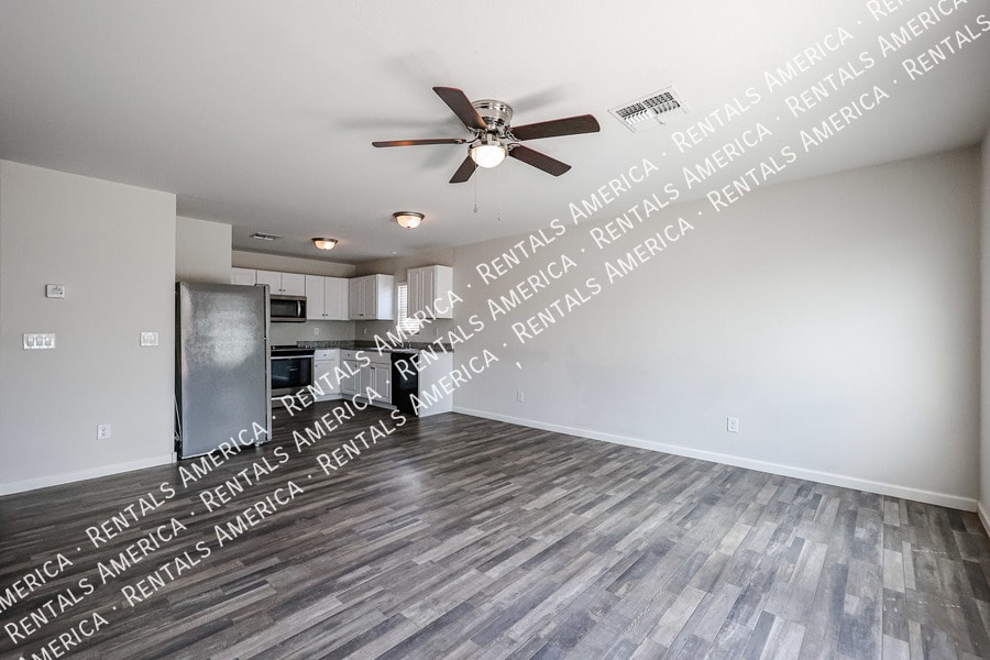 Building Photo - 123 E Bobcat Pl