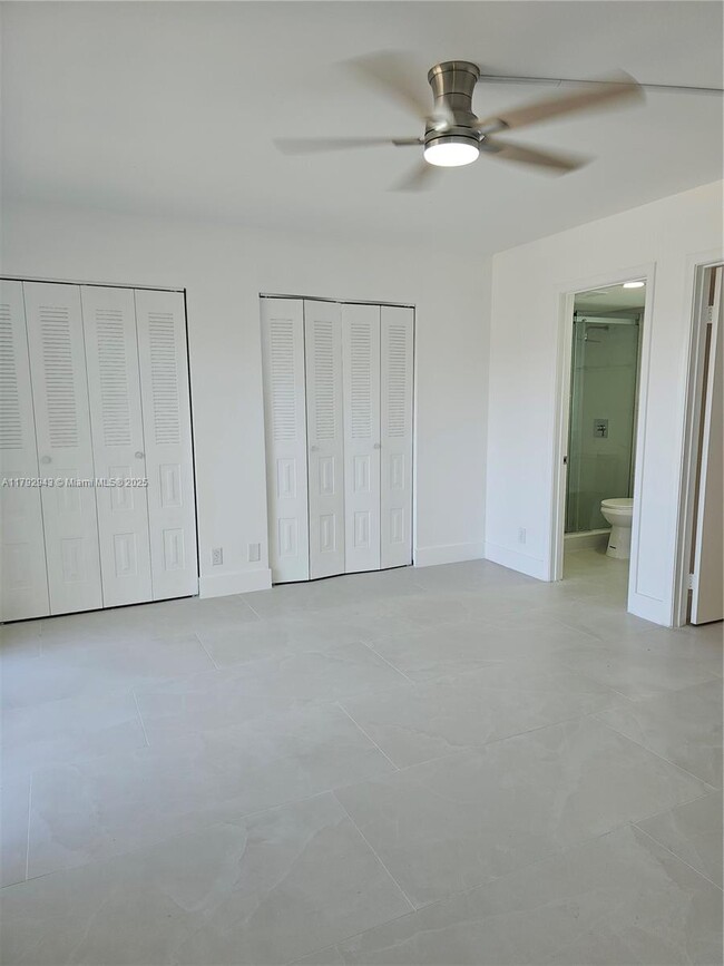 Building Photo - 13455 SW 9th Ct