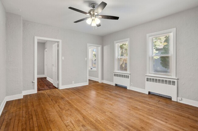 Building Photo - 2111 Madison St