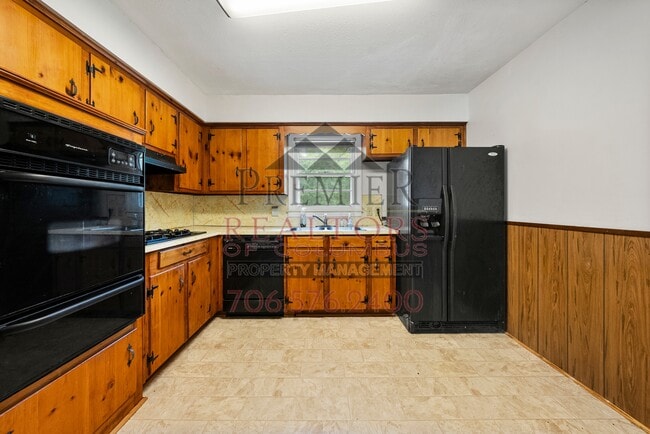Building Photo - 4526 Sentry St