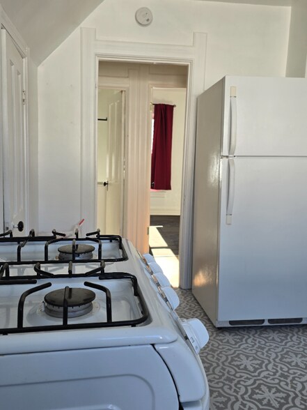 Building Photo - 1105 Wheeler St