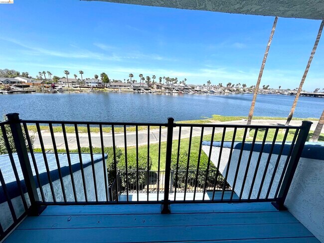 Building Photo - 5651 Schooner Loop