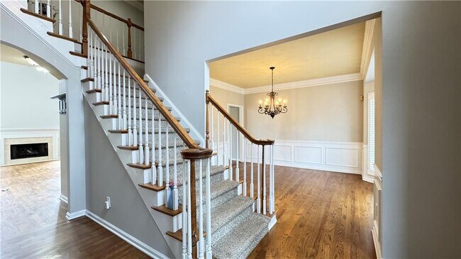 Building Photo - 7195 Devonhall Way