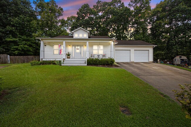 Building Photo - 1701 Willa Pl Dr