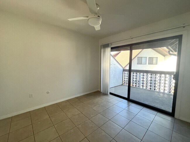 Building Photo - 2556 Ocean Cove Dr