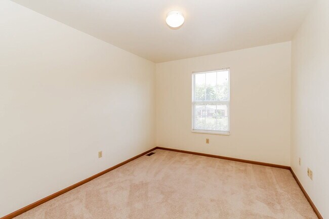 Building Photo - 4477 Lake Michigan Dr