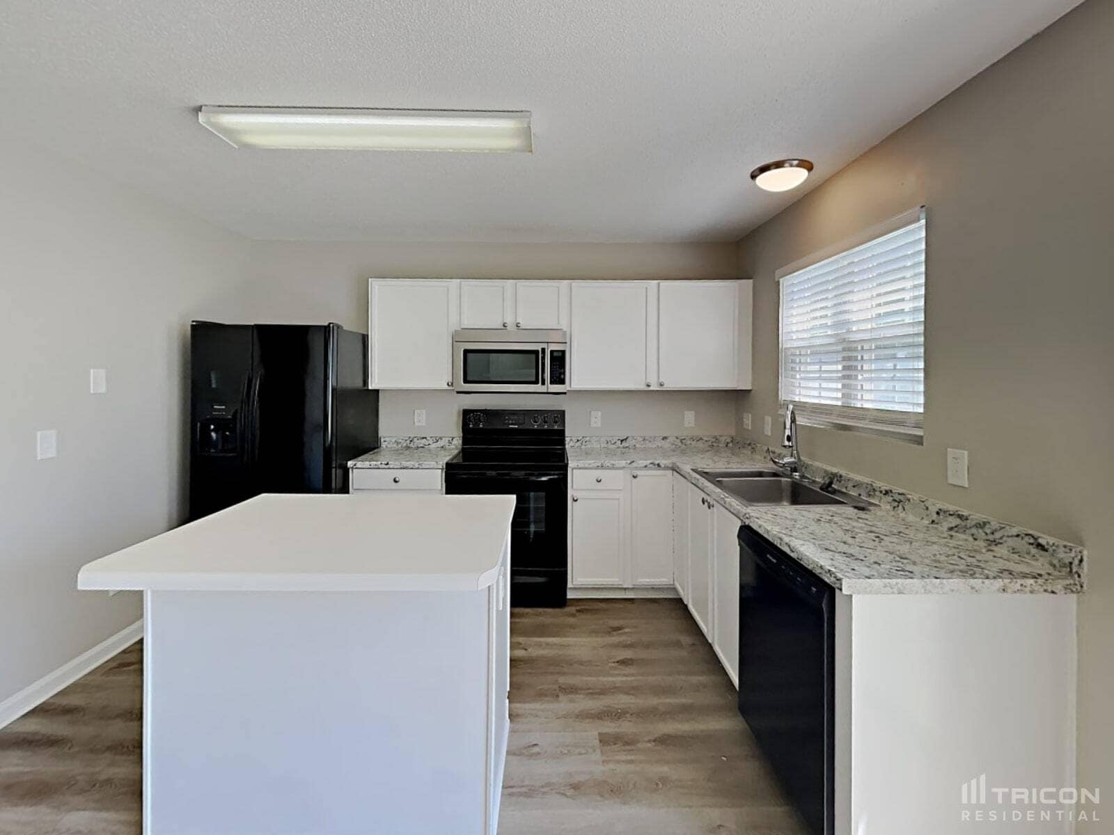 Building Photo - 2801 Trassacks Dr