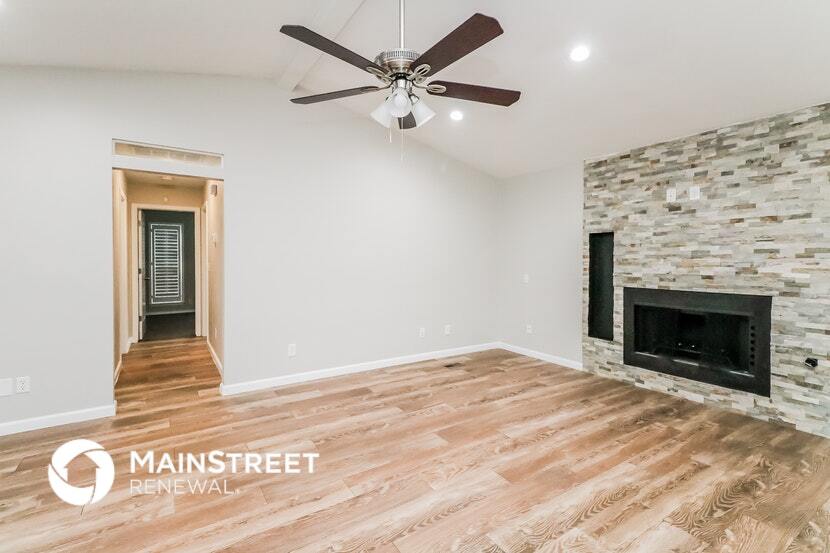 Building Photo - 2013 Vanishing Trail