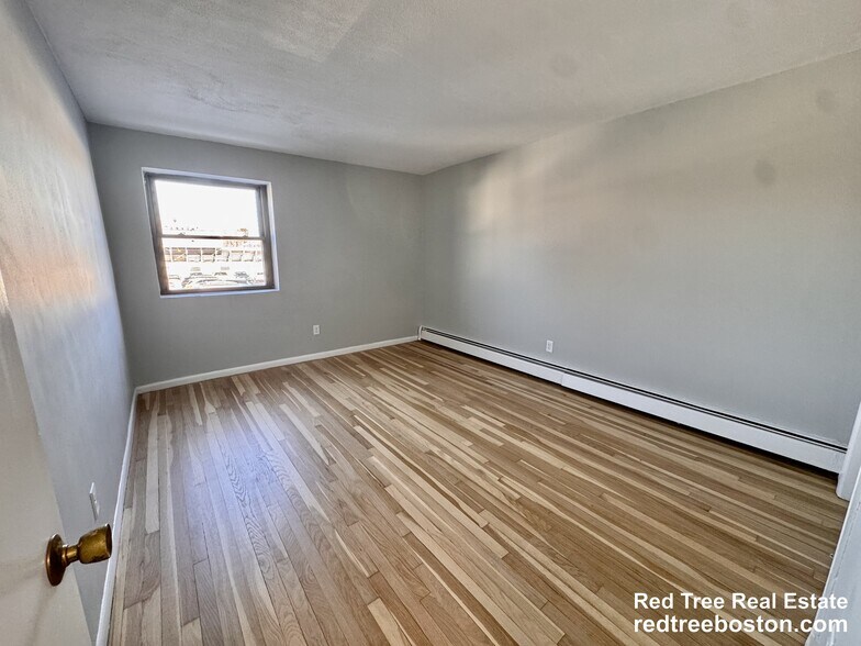 Building Photo - 97 Spring St