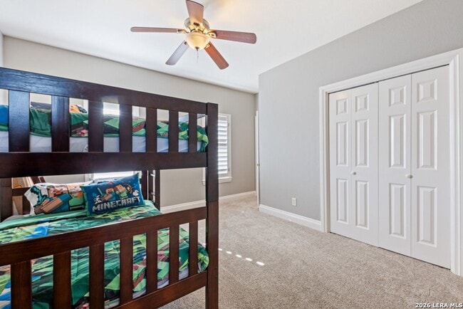 Building Photo - Charming Home Awaits: Spacious & Modern Living in a Prime Location