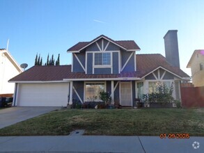 Building Photo - Modernized 2 Stroy Home in West Palmdale