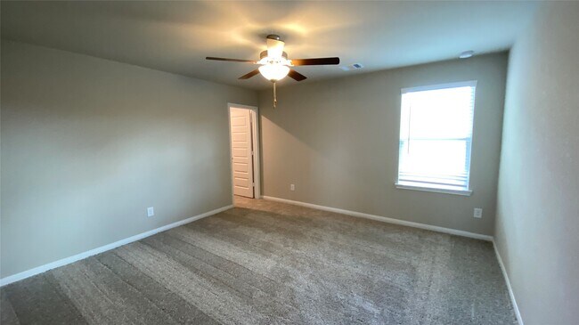 Building Photo - 7059 Silverleaf Oak St