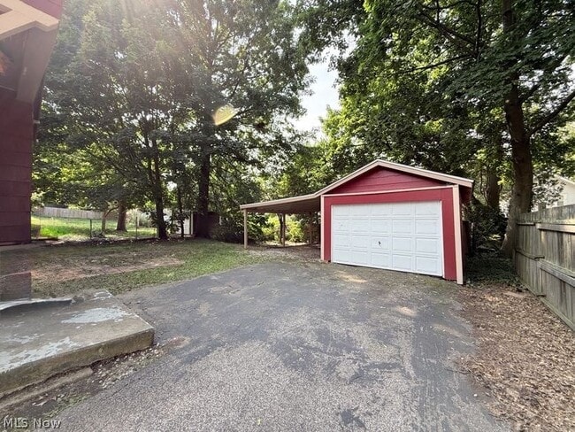 Building Photo - 1504 Preston Ave