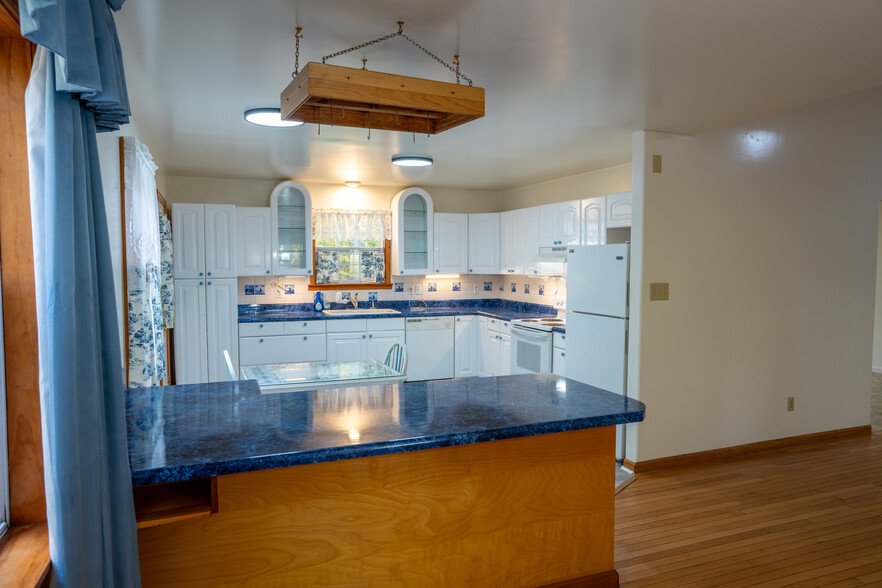 Kitchen from Dining room - 1077 Keener Rd