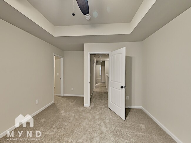 Building Photo - 6066 Oak Bend Ct