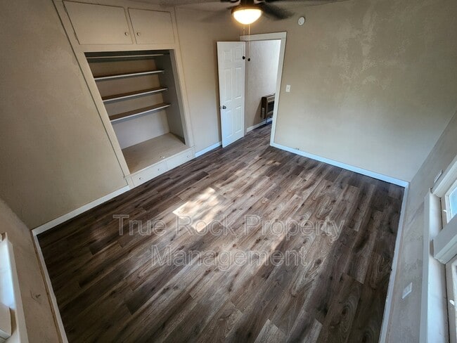 Building Photo - 1225 S Stockton Ave