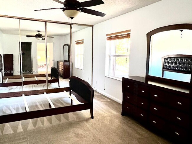 Building Photo - 3901 Medford Ct