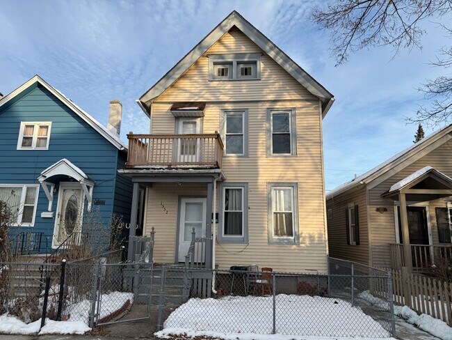 Building Photo - 1552 S 3rd St