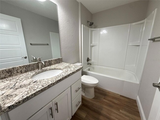 Building Photo - 309 Locust Rd