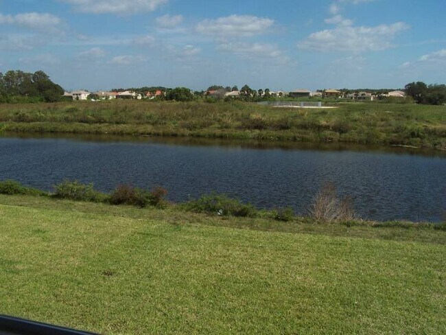 Building Photo - 7093 Chatum Light Run